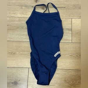 Arena team Challenge Back One Piece Swimsuit size USA 26 Navy Blue